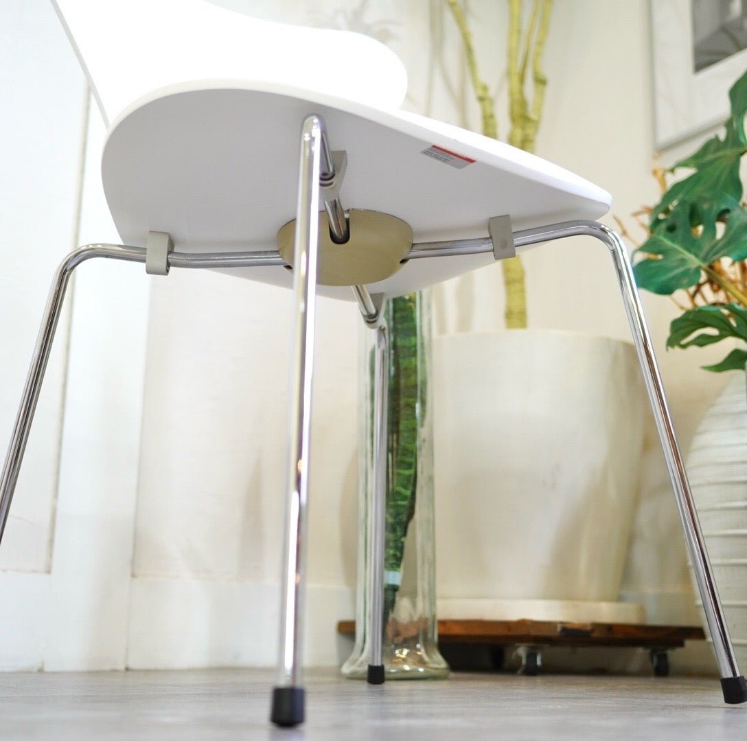 フリッツ・ハンセン / FRITZ HANSEN セブンチェア アルネ・ヤコブセン ホワイト