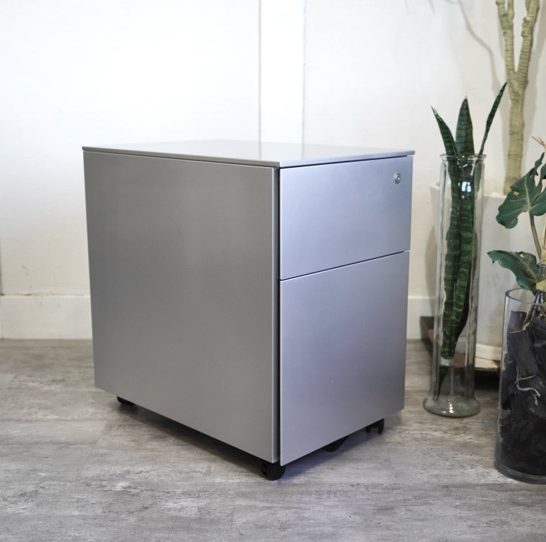 カッシーナイクスシー / Cassina ixc. AF ドロアー デスクワゴン イタリア