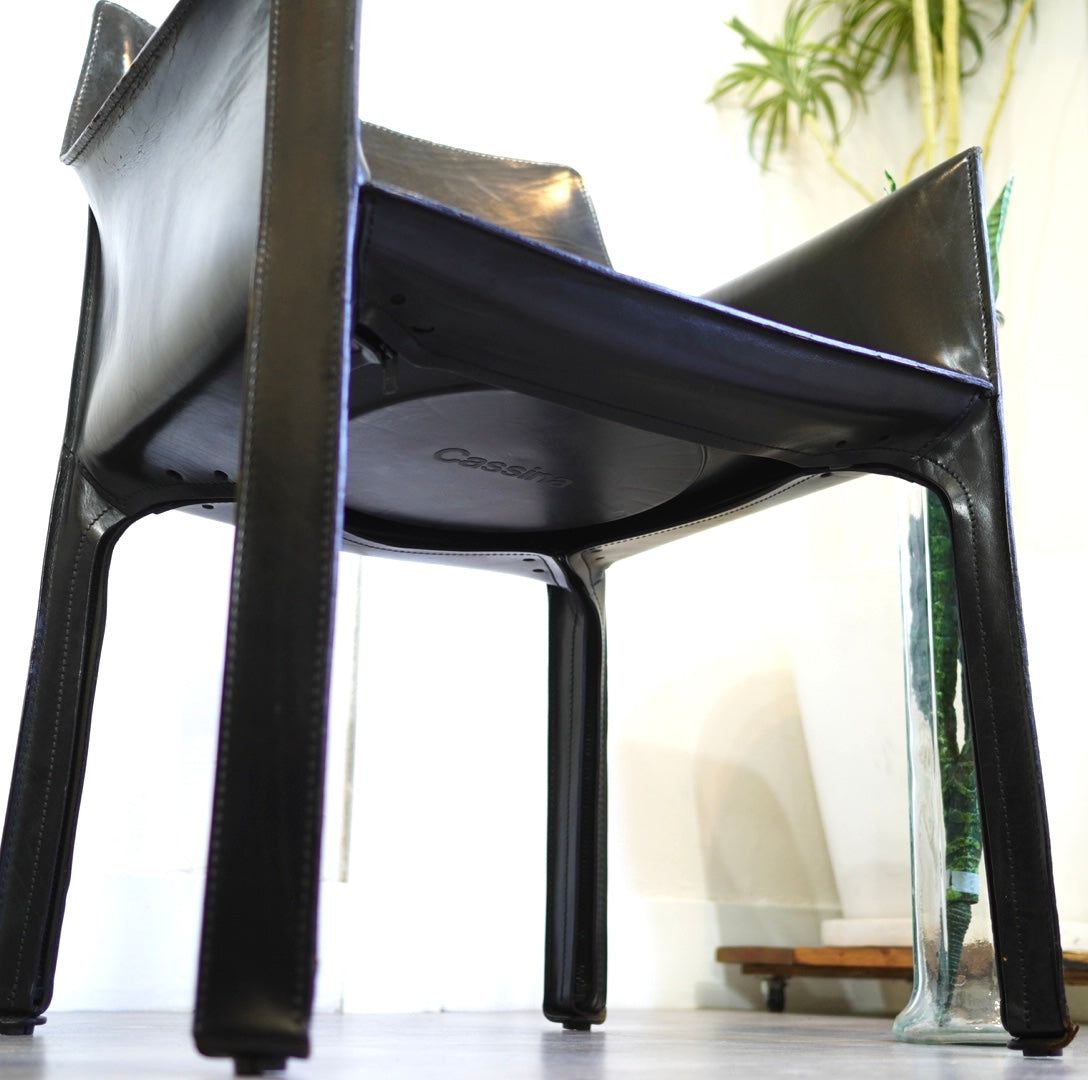 カッシーナ / Cassina キャブ / CAB アームチェア 413 黒 マリオ・ベリーニ