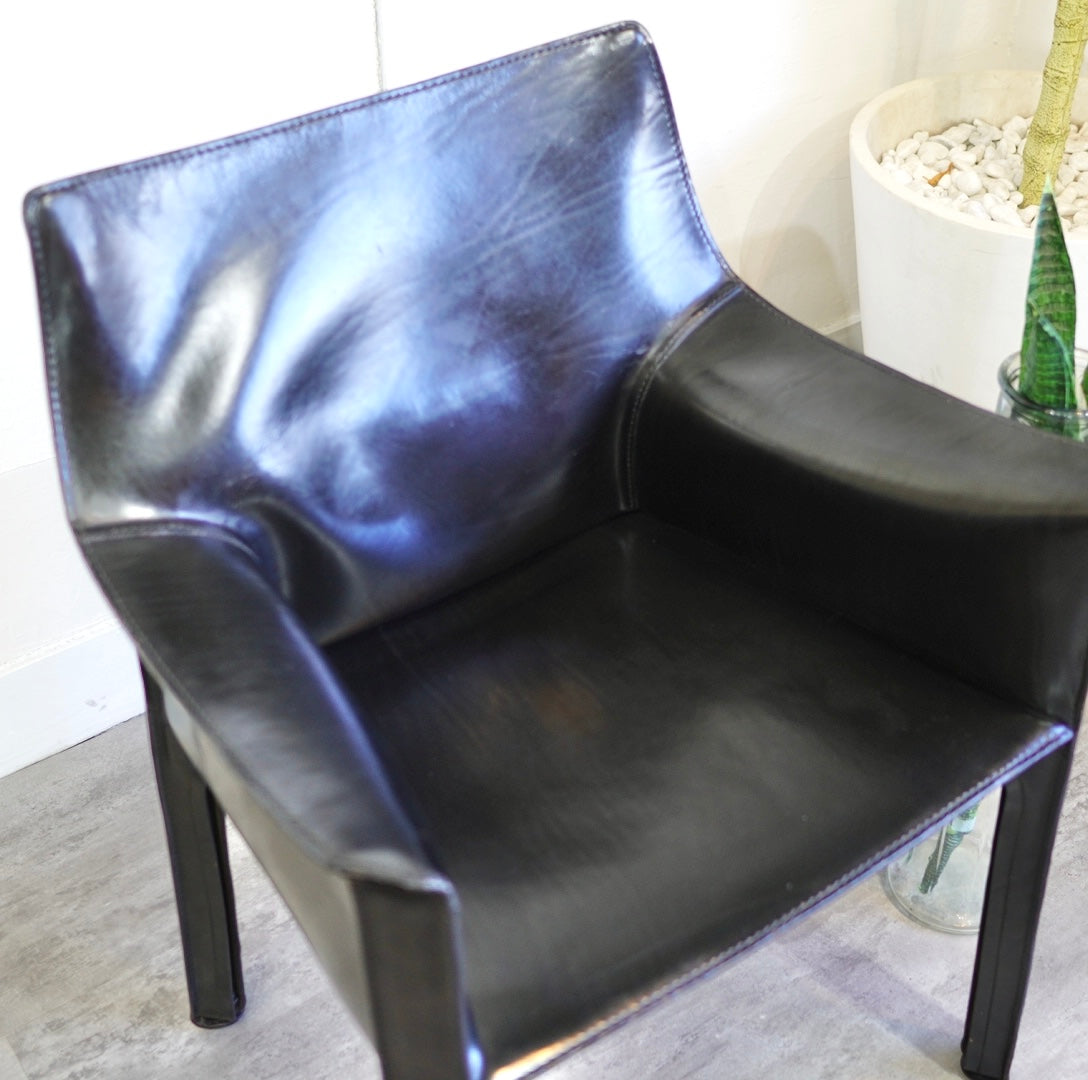 カッシーナ / Cassina キャブ / CAB アームチェア 413 黒 マリオ・ベリーニ