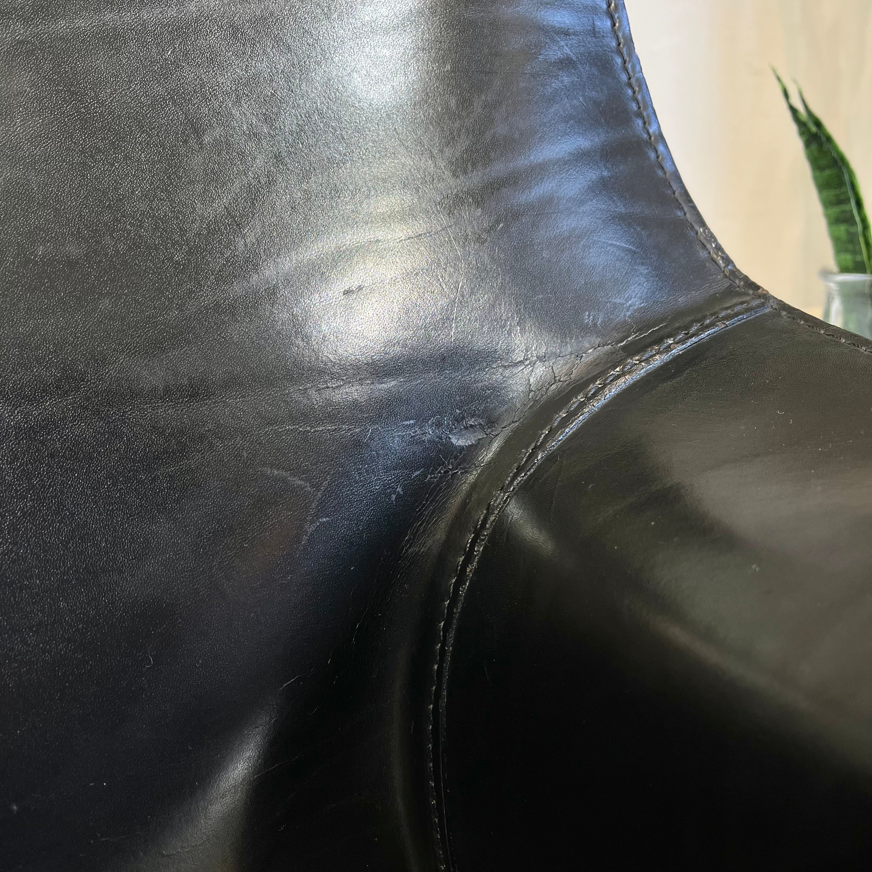 カッシーナ / Cassina キャブ / CAB アームチェア 413 黒 マリオ・ベリーニ