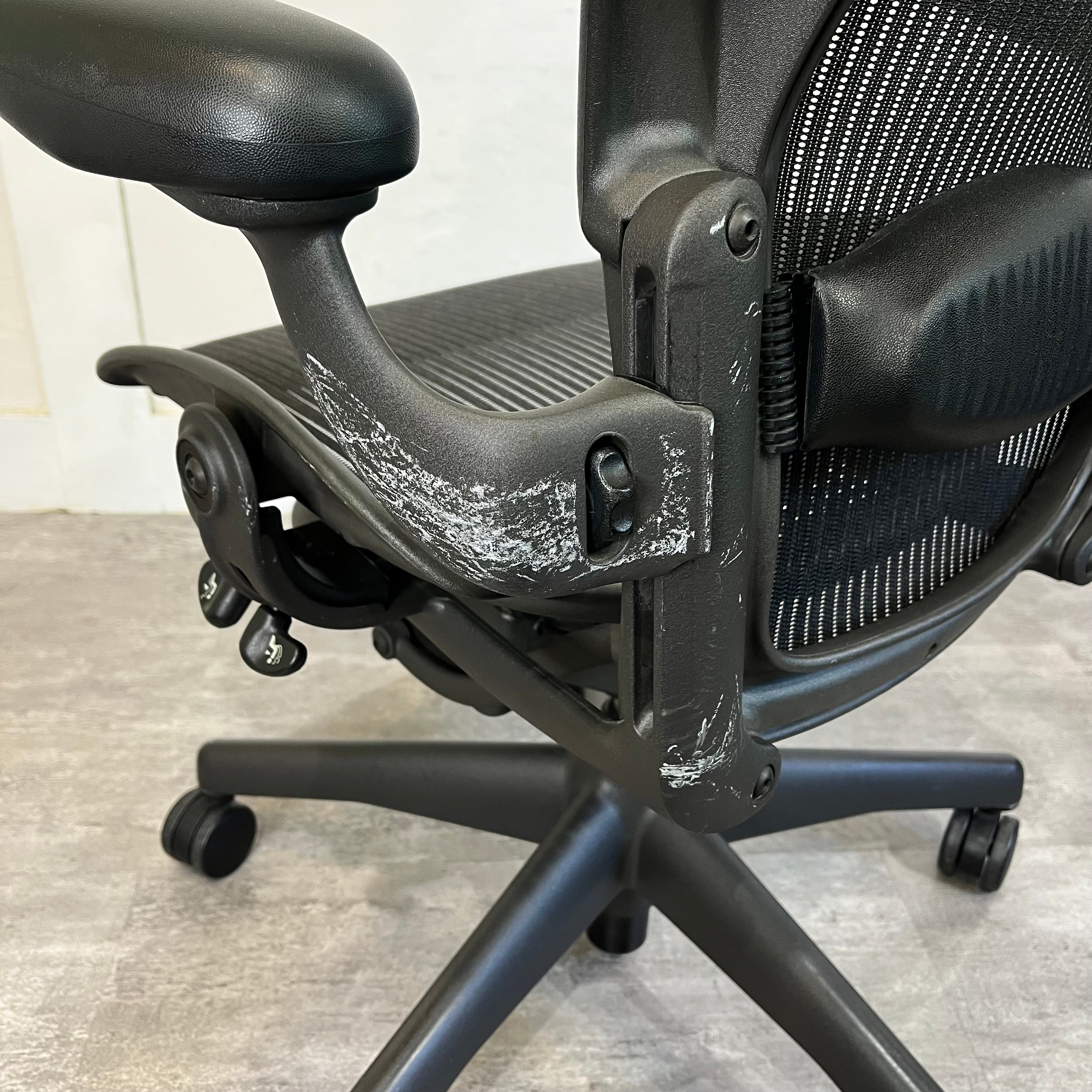 ハーマンミラー / HermanMiller アーロンチェア / Aeron Chairs クラシック ランバーサポート Size B