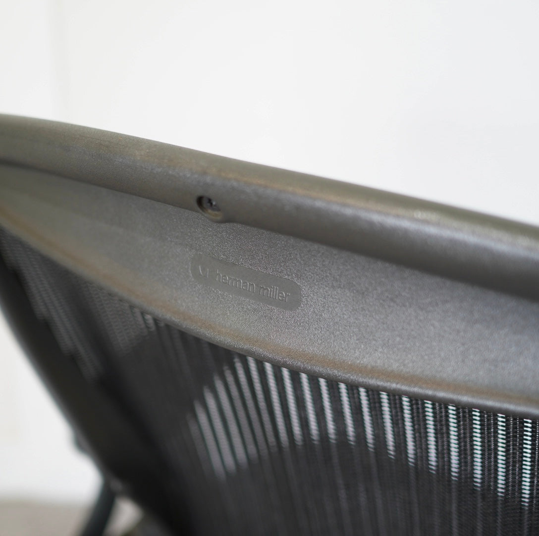 ハーマンミラー / HermanMiller アーロンチェア / Aeron Chairs クラシック ランバーサポート Size B