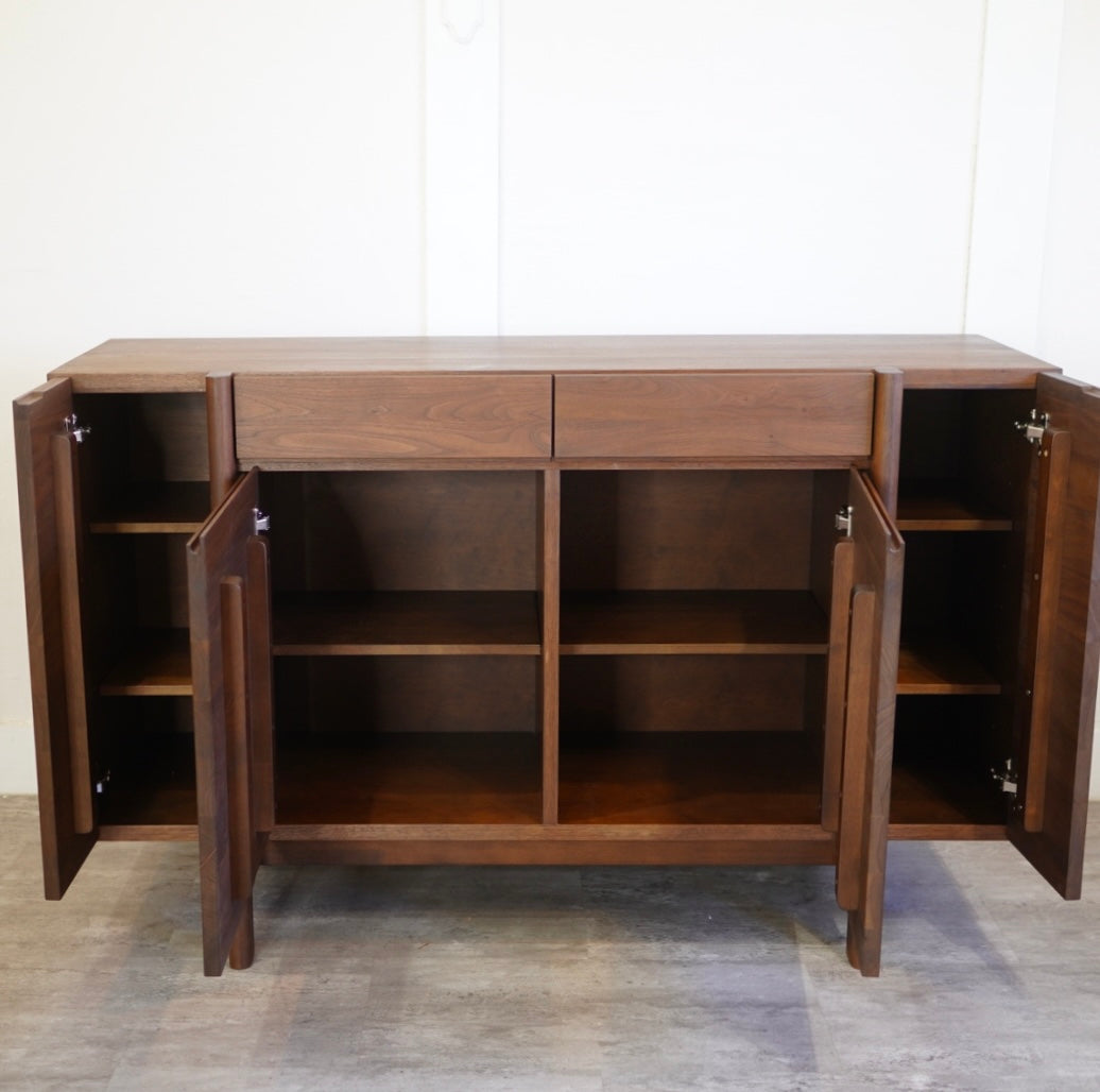 ソース / source Yホープ / Y HOPE サイドボード 133 ウォールナット無垢材 展示品