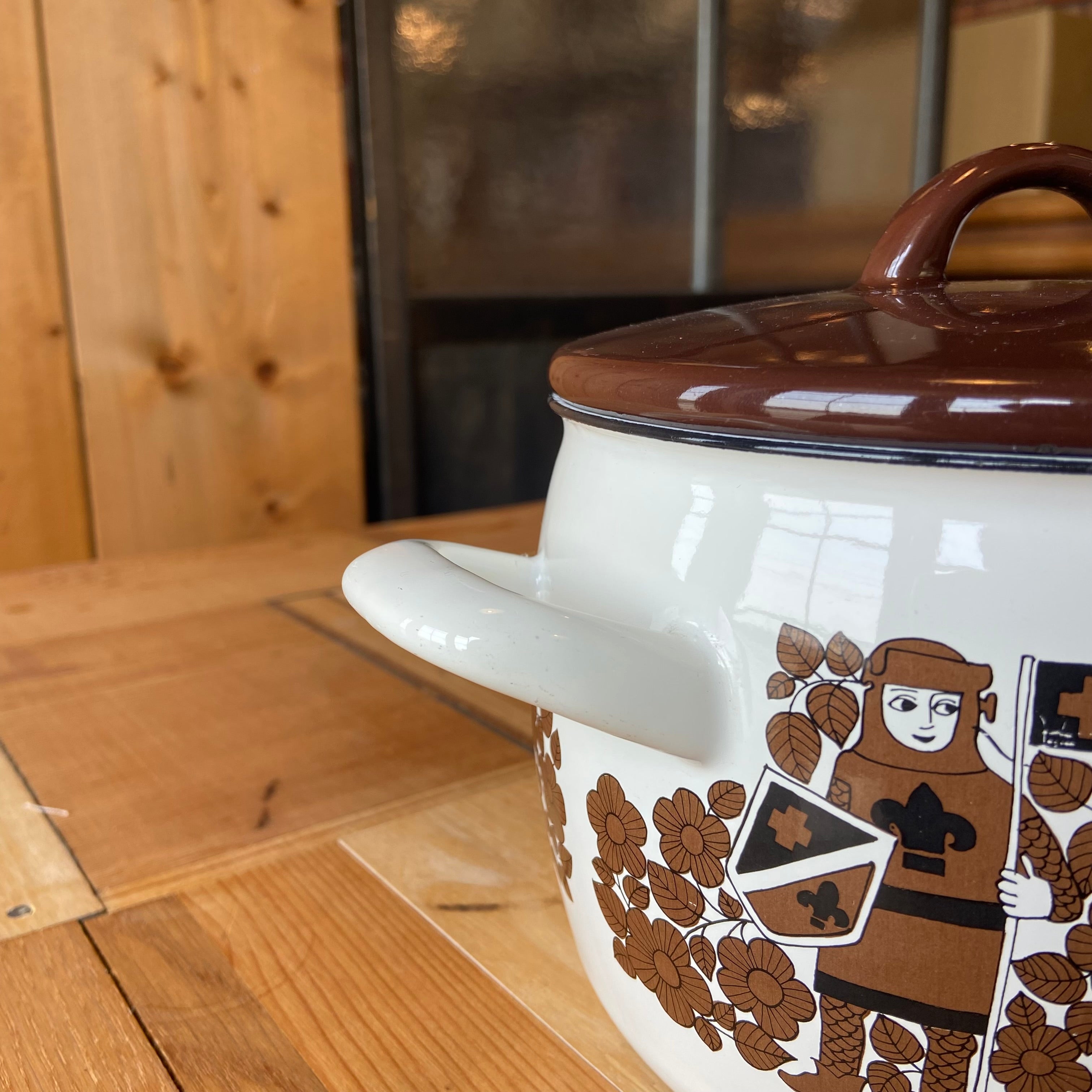 アラビア・フィネル / ARABIA・FINEL 騎士柄 両手鍋 カイ・フランク ヴィンテージ