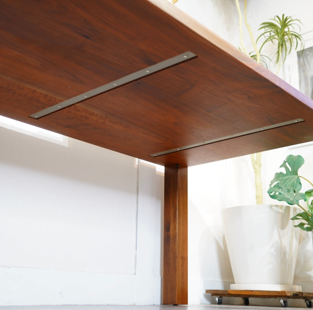 ウォールナット材 ダイニングテーブル 180㎝ 無垢