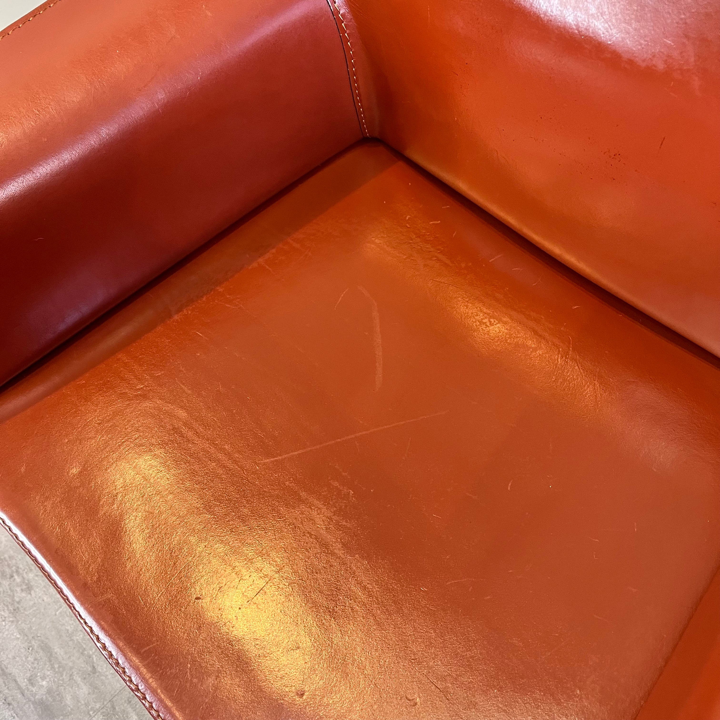 カッシーナ / Cassina キャブ / CAB アームチェア 413  赤茶 マリオ・ベリーニ