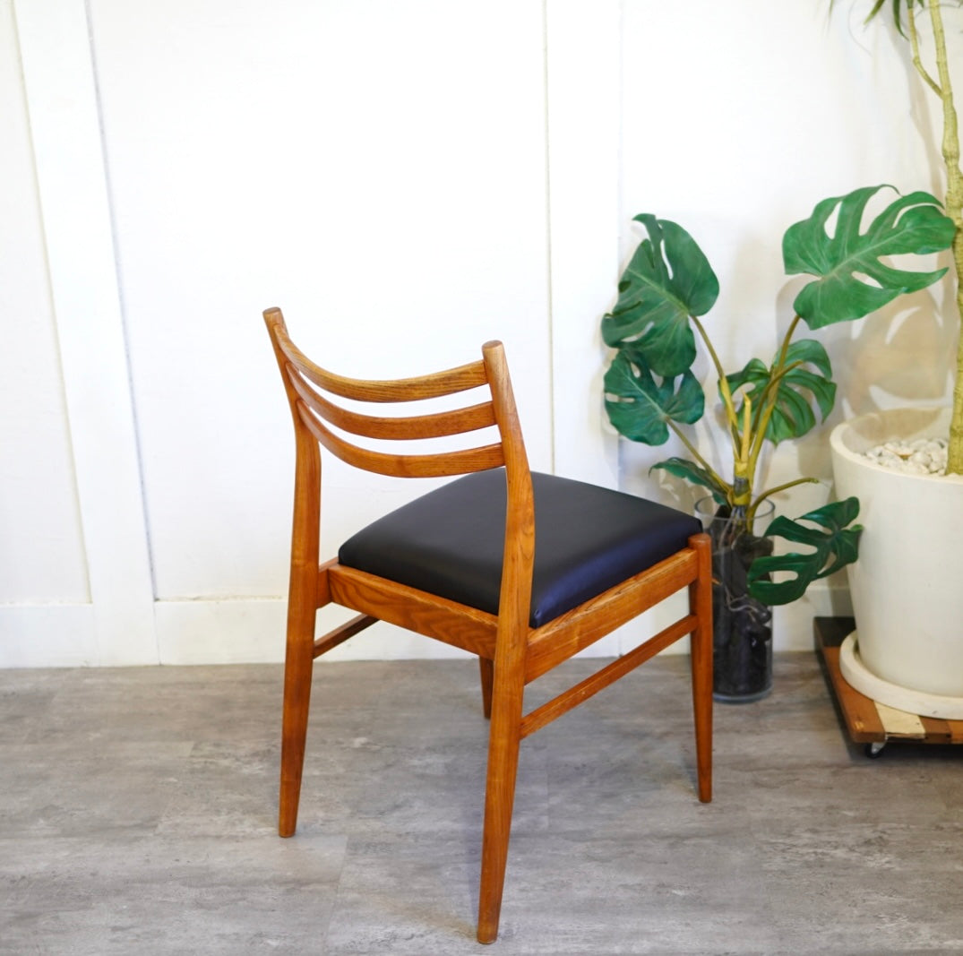 ジャパンヴィンテージ ダイニングチェア 北欧スタイル ナラ無垢材