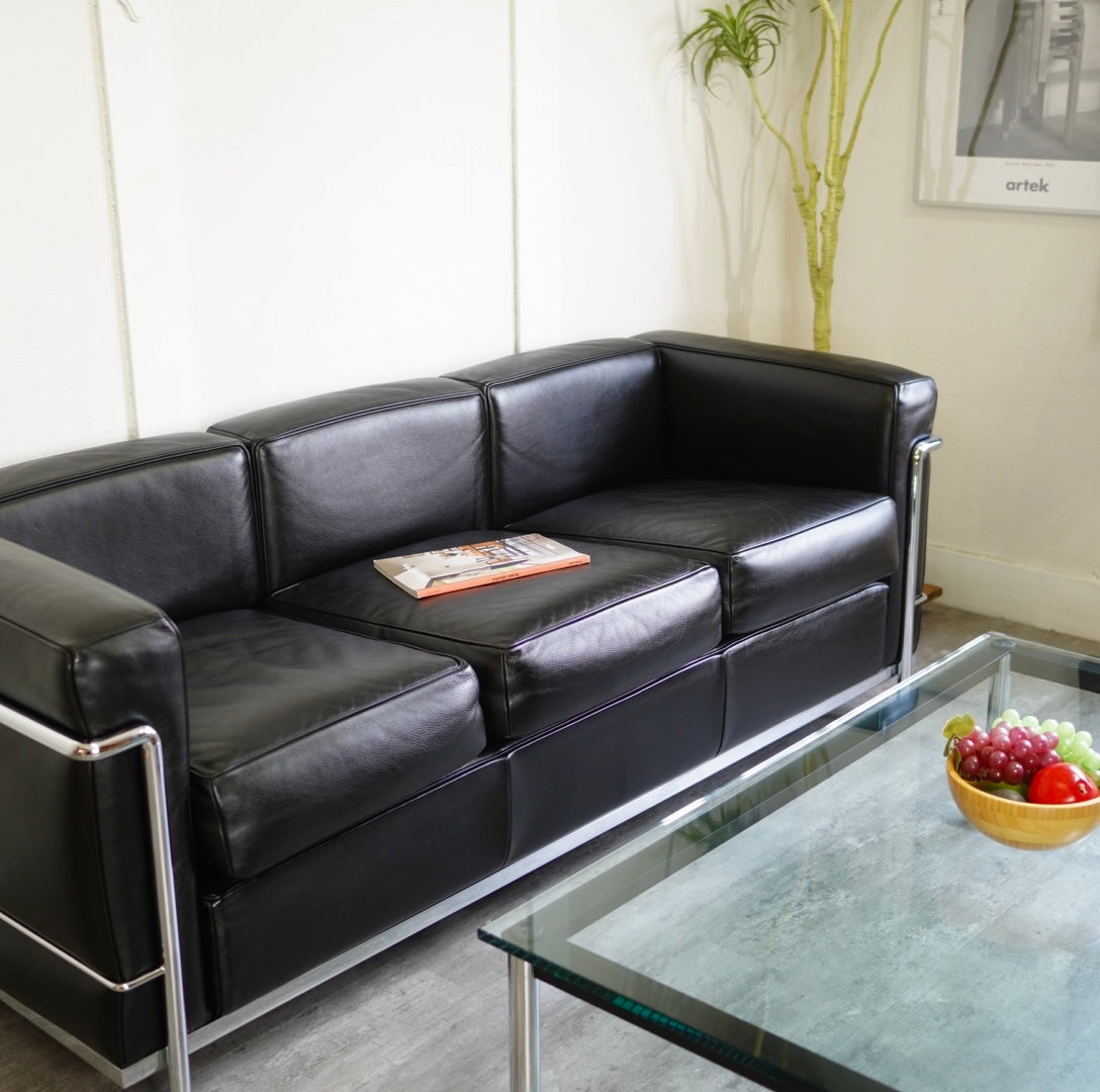 カッシーナ / Cassina LC2 3人掛けソファ ブラック ル・コルビュジェ 本革