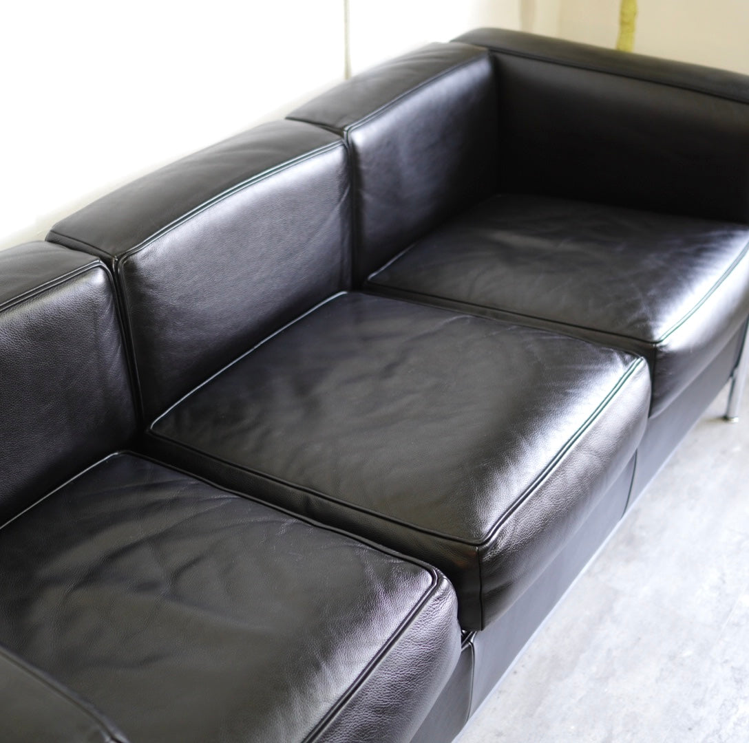 カッシーナ / Cassina LC2 3人掛けソファ ブラック ル・コルビュジェ 本革