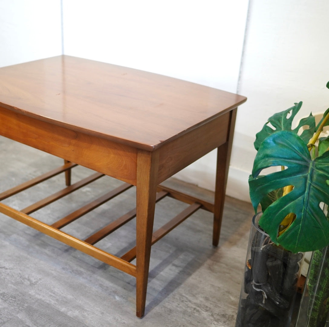 アメリカンヴィンテージ サイドテーブル ミッドセンチュリー ウォールナット