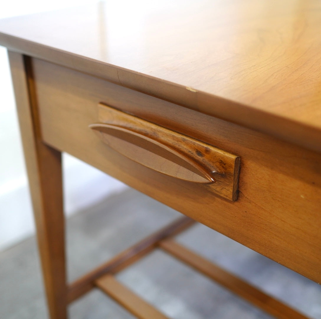 アメリカンヴィンテージ サイドテーブル ミッドセンチュリー ウォールナット