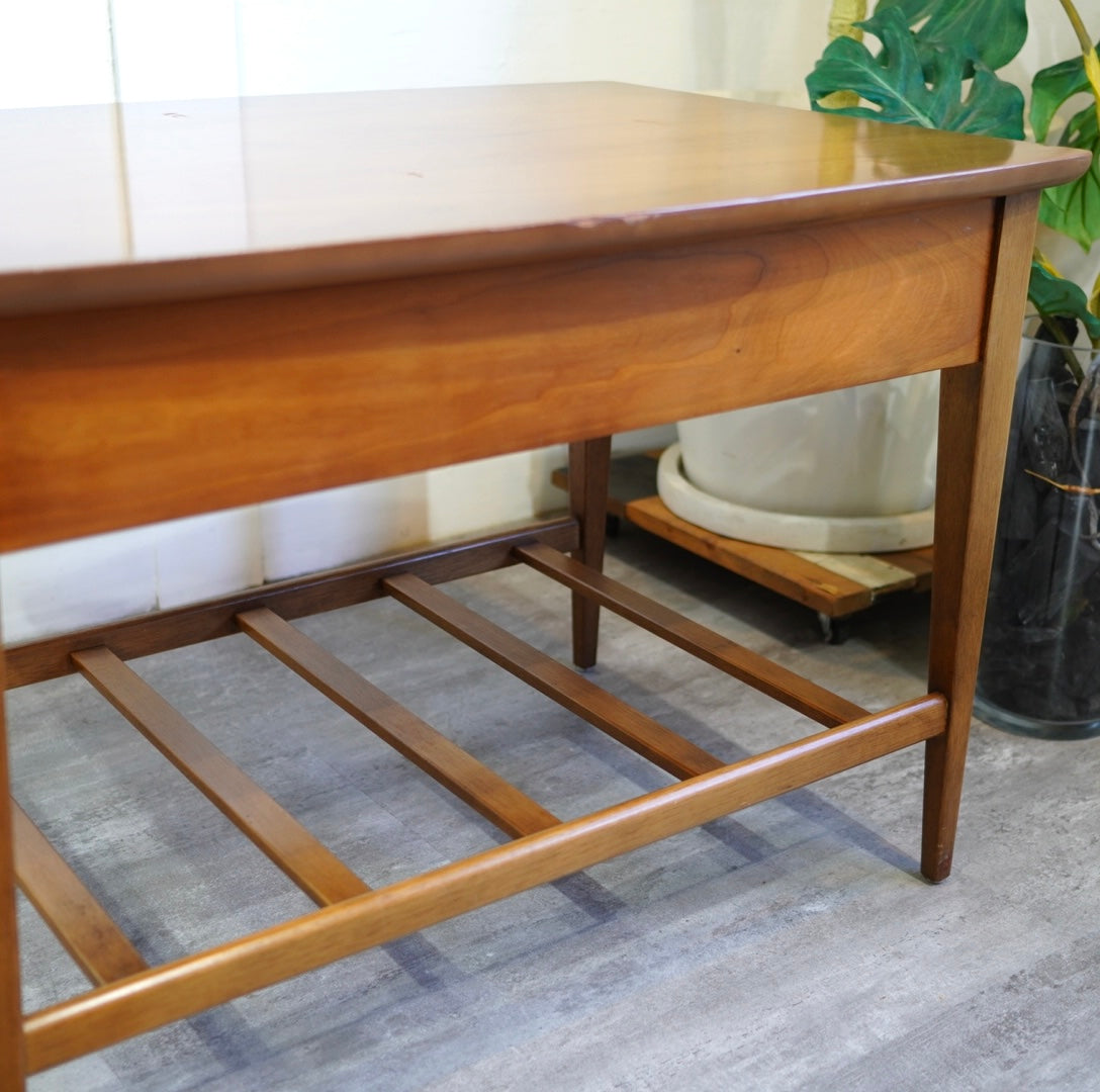 アメリカンヴィンテージ サイドテーブル ミッドセンチュリー ウォールナット