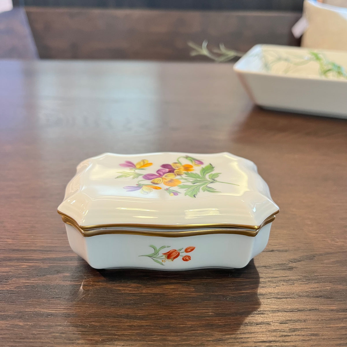 マイセン / Meissen 小物入れ スミレ 花 蓋つき 中古 フラワー 