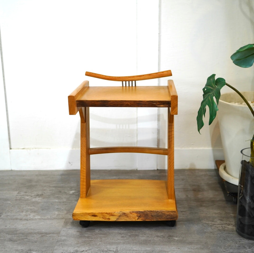 ナラ無垢材 サイドテーブル キャスター付き