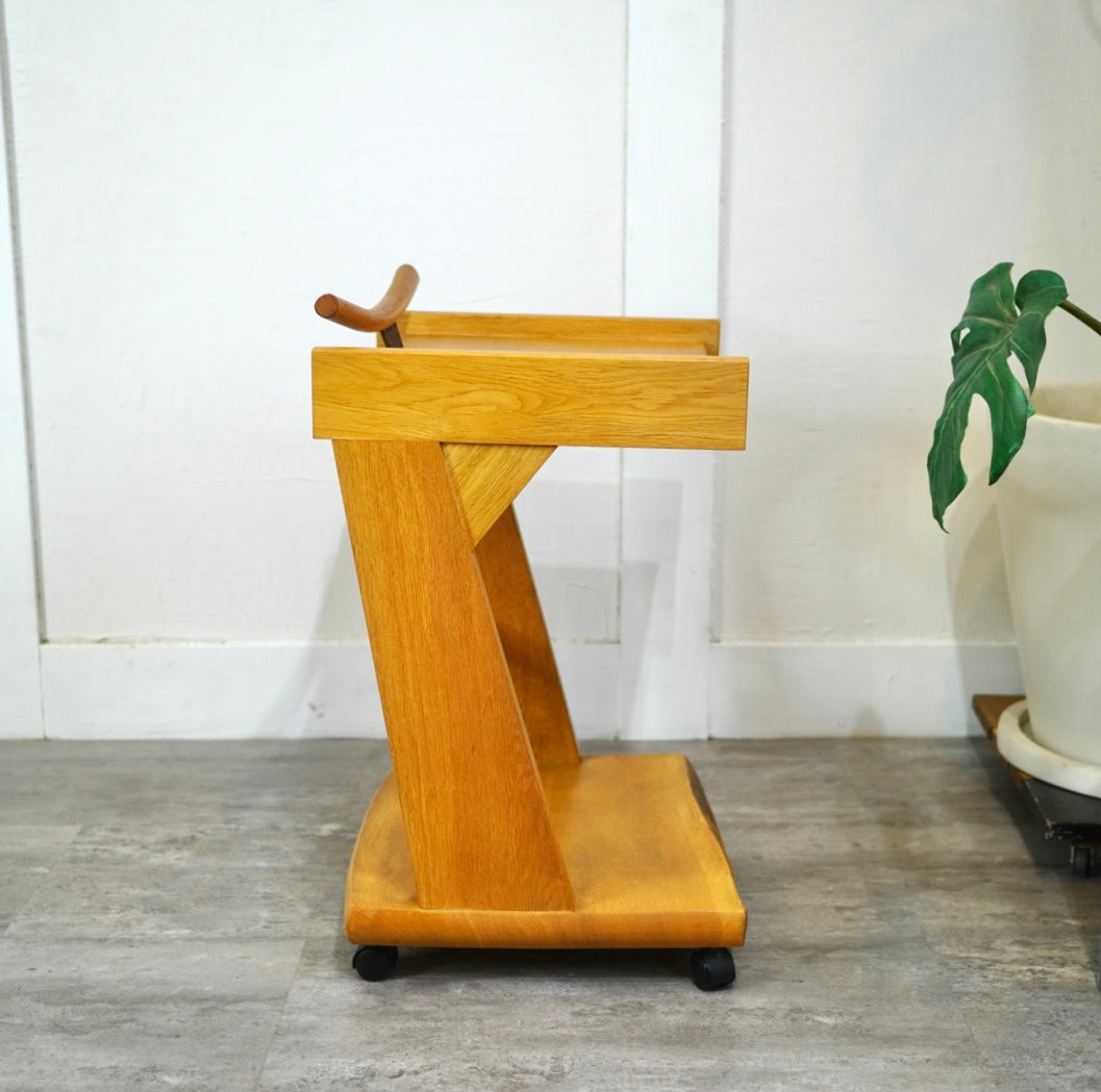ナラ無垢材 サイドテーブル キャスター付き