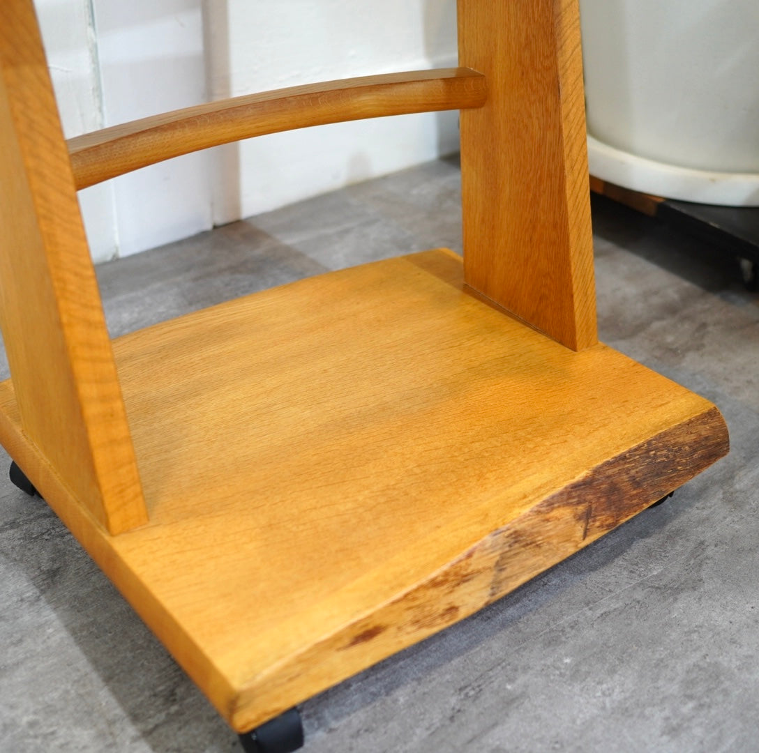 ナラ無垢材 サイドテーブル キャスター付き