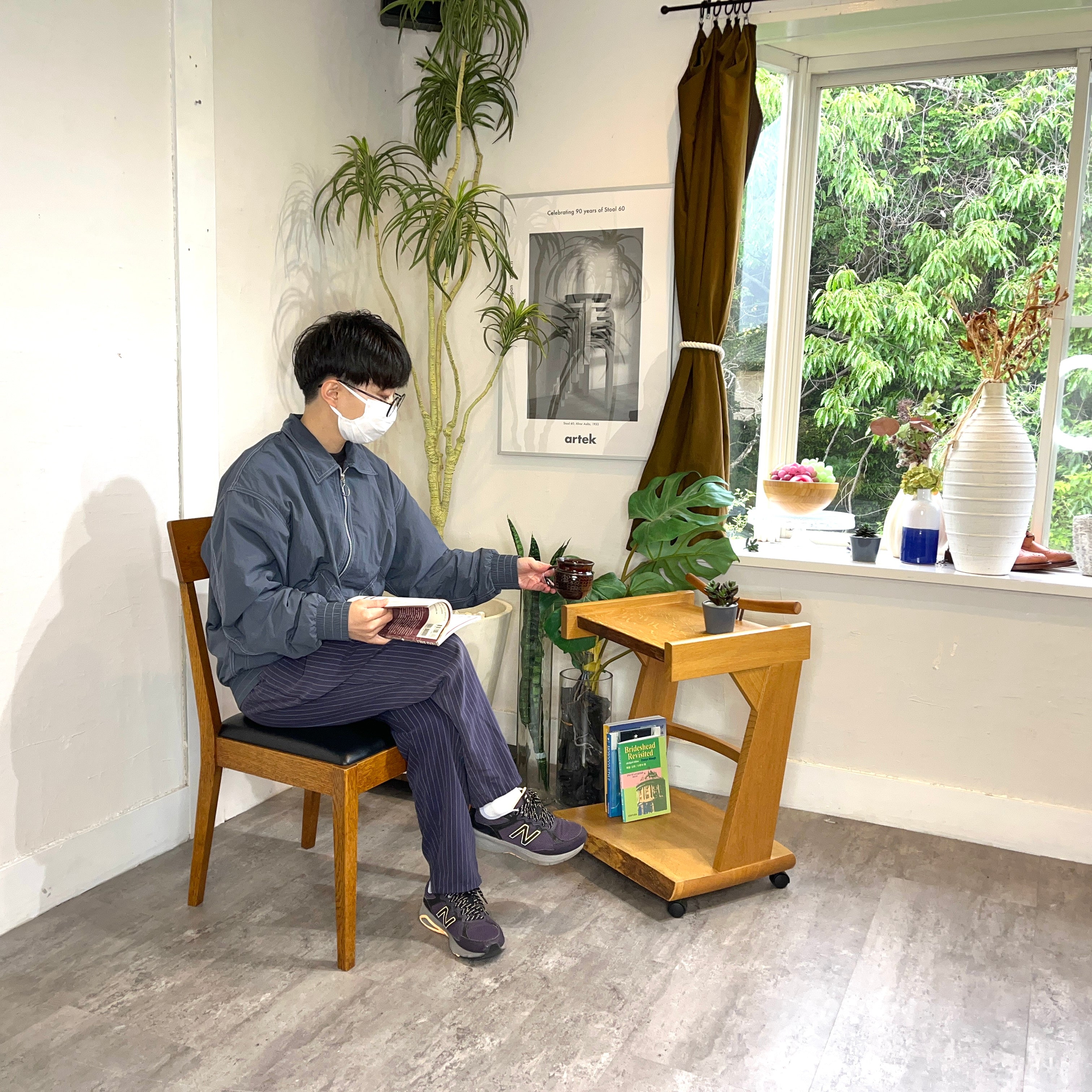 ナラ無垢材 サイドテーブル キャスター付き