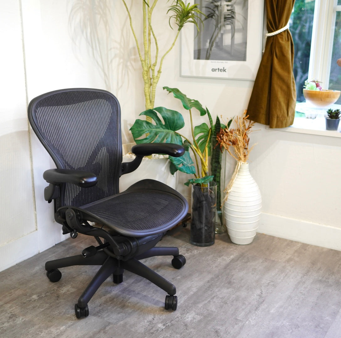 ハーマンミラー / HermanMiller アーロンチェア / Aeron Chairs クラシック Bサイズ