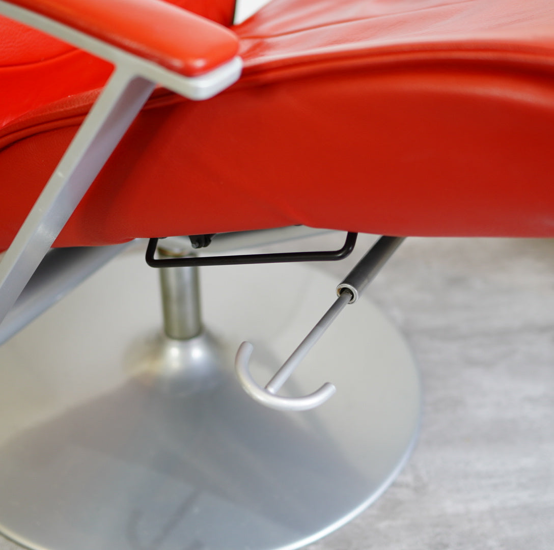 ケベ / KEBE リクライニングチェア フットレスト付 デンマーク