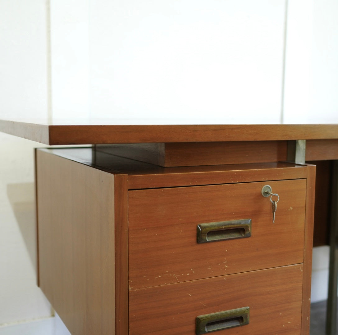 ジャパンヴィンテージ 両袖デスク エグゼクティブデスク チーク 1970年代