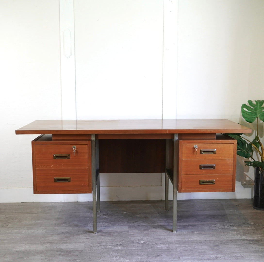 ジャパンヴィンテージ 両袖デスク エグゼクティブデスク チーク 1970年代