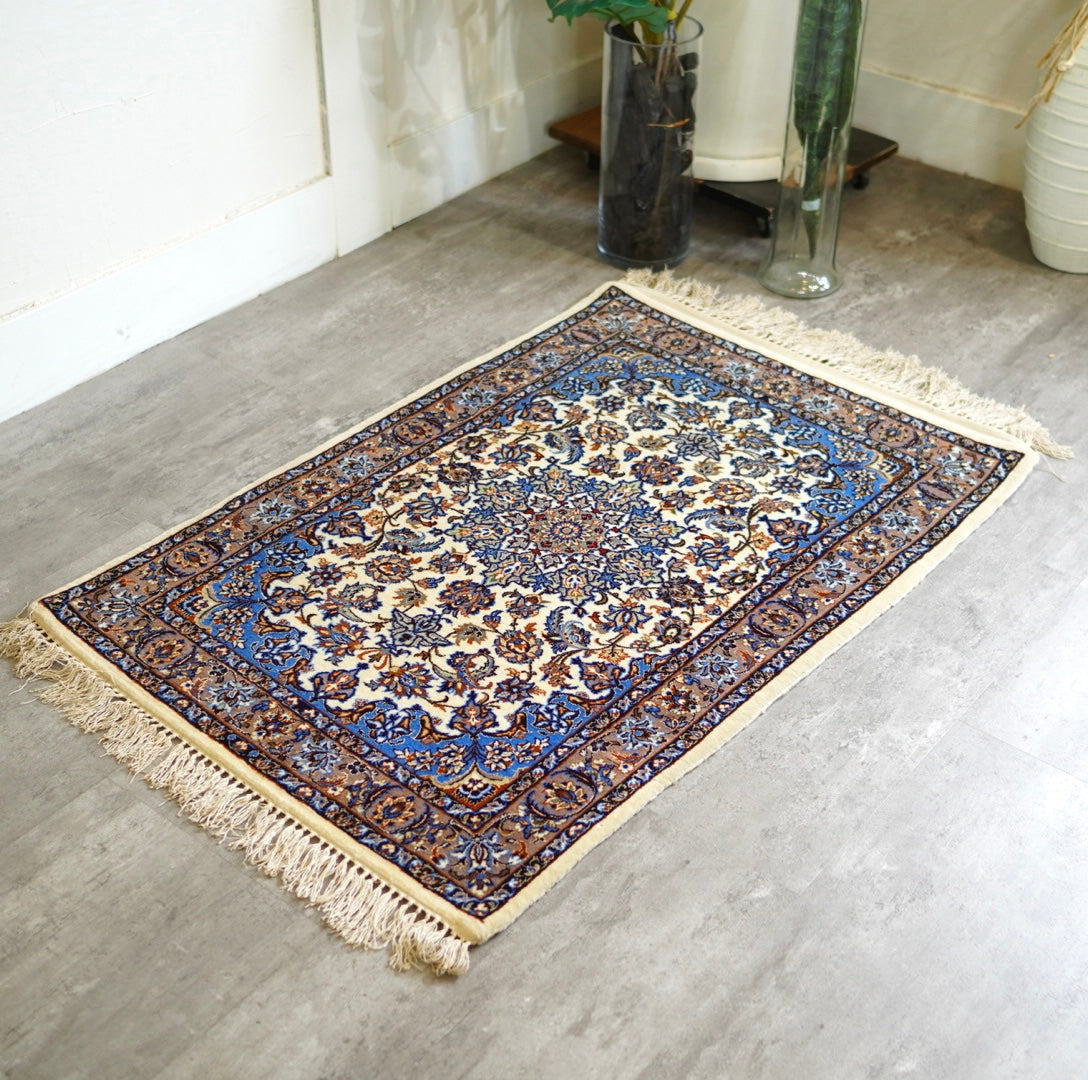 ペルシャ絨毯 ウール 手織 ラグ 104×70cm 中古 一点物 玄関マット