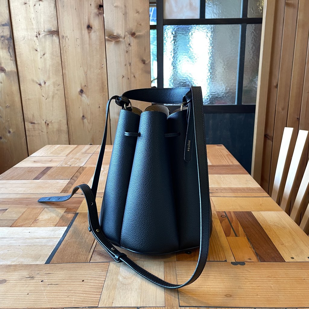 【古着】ポレーヌ / Polène カヌレバッグ Numéro Huit ブラック 本革バッグ 巾着レザーショルダーバッグ