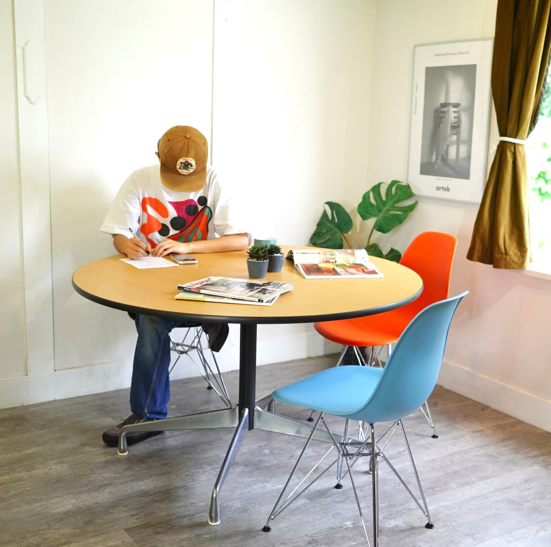 ハーマンミラー / Herman Miller ラウンドテーブル セグメントベース チャールズ&レイ・イームズ ヴィンテージ