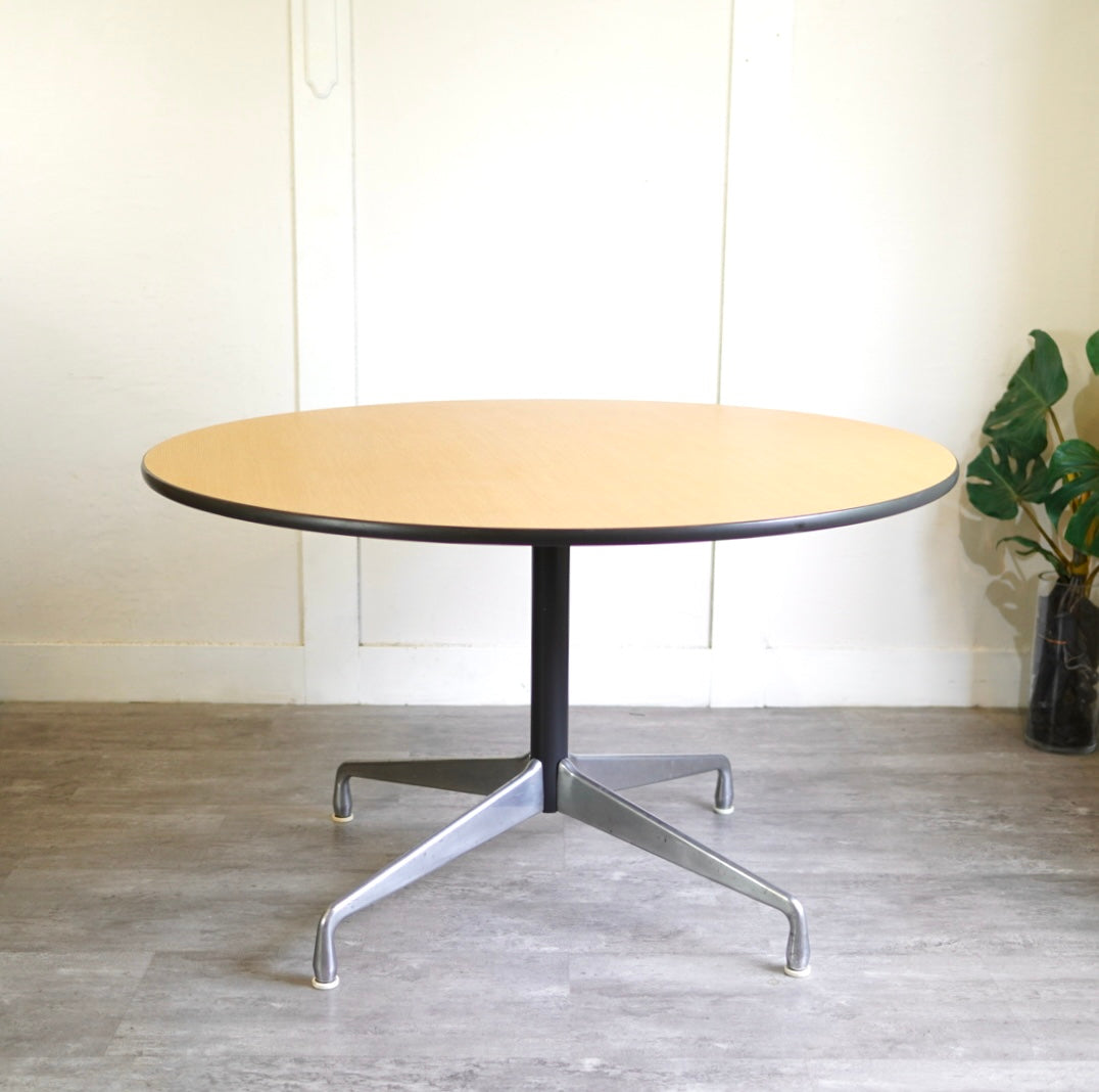ハーマンミラー / Herman Miller ラウンドテーブル セグメントベース チャールズ&レイ・イームズ ヴィンテージ
