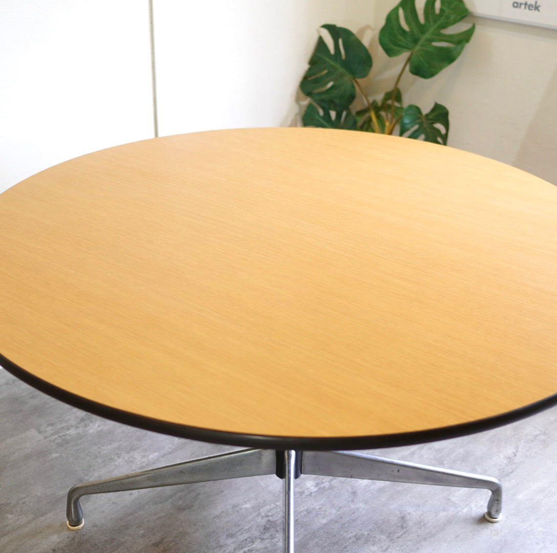 ハーマンミラー / Herman Miller ラウンドテーブル セグメントベース チャールズ&レイ・イームズ ヴィンテージ