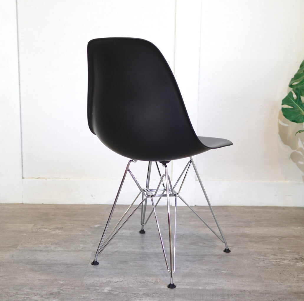 ハーマンミラー / Herman Miller ヴィトラ / vitra サイドシェルチェア ブラック チャールズ&レイ・イームズ ワイヤーベース