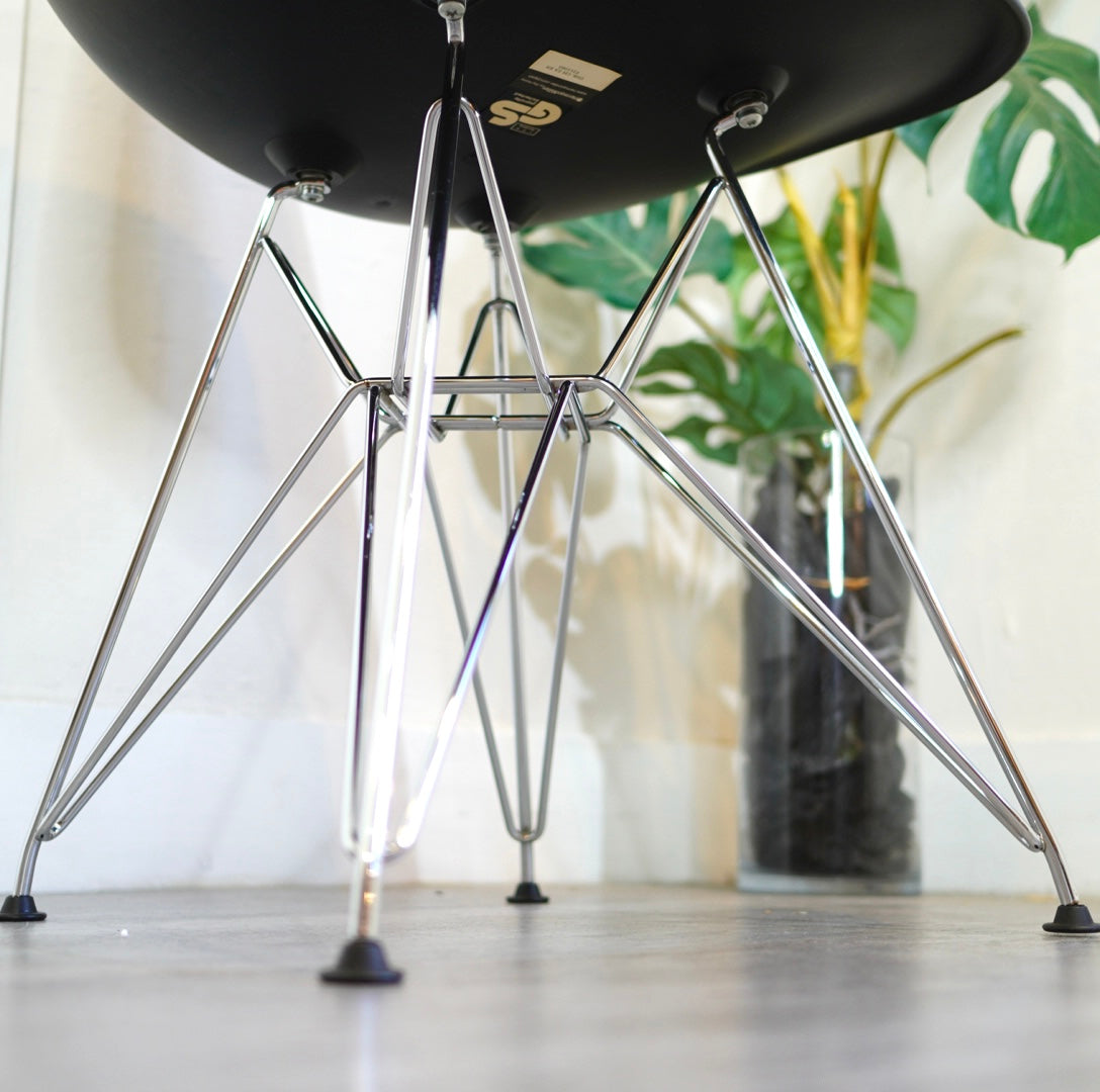 ハーマンミラー / Herman Miller ヴィトラ / vitra サイドシェルチェア ブラック チャールズ&レイ・イームズ ワイヤーベース
