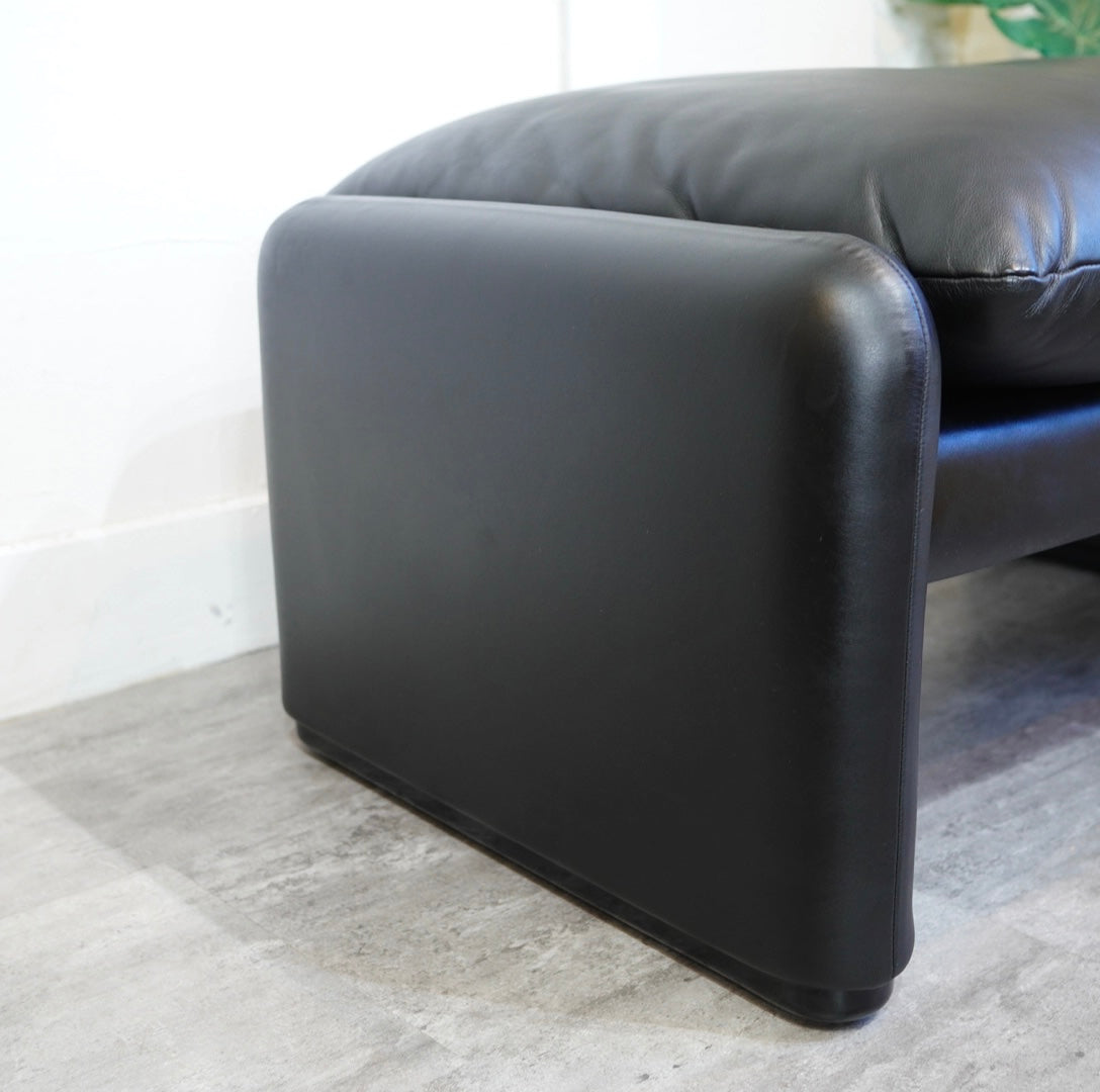 カッシーナ / Cassina 675-OT マラルンガ 本革 オットマン ヴィコ・マジストレッティ