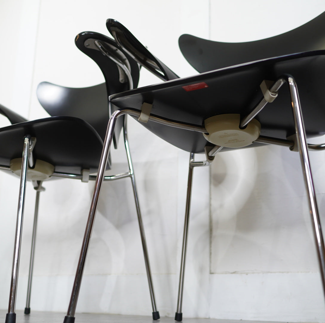 フリッツ・ハンセン / FRITZ HANSEN リリーチェア / LILY chair アーム付 アルネ・ヤコブセン 北欧