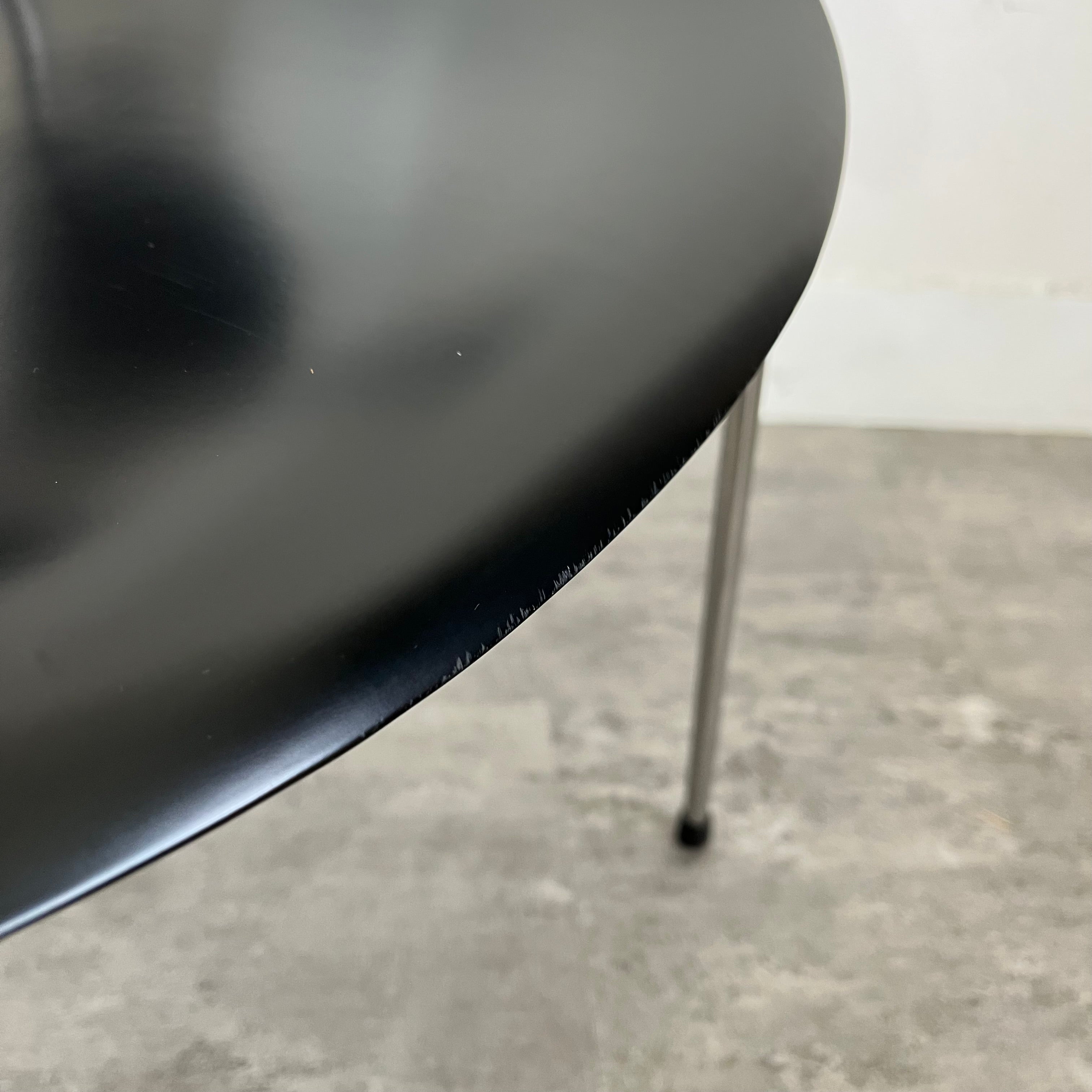 フリッツ・ハンセン / FRITZ HANSEN リリーチェア / LILY chair アーム付 アルネ・ヤコブセン 北欧