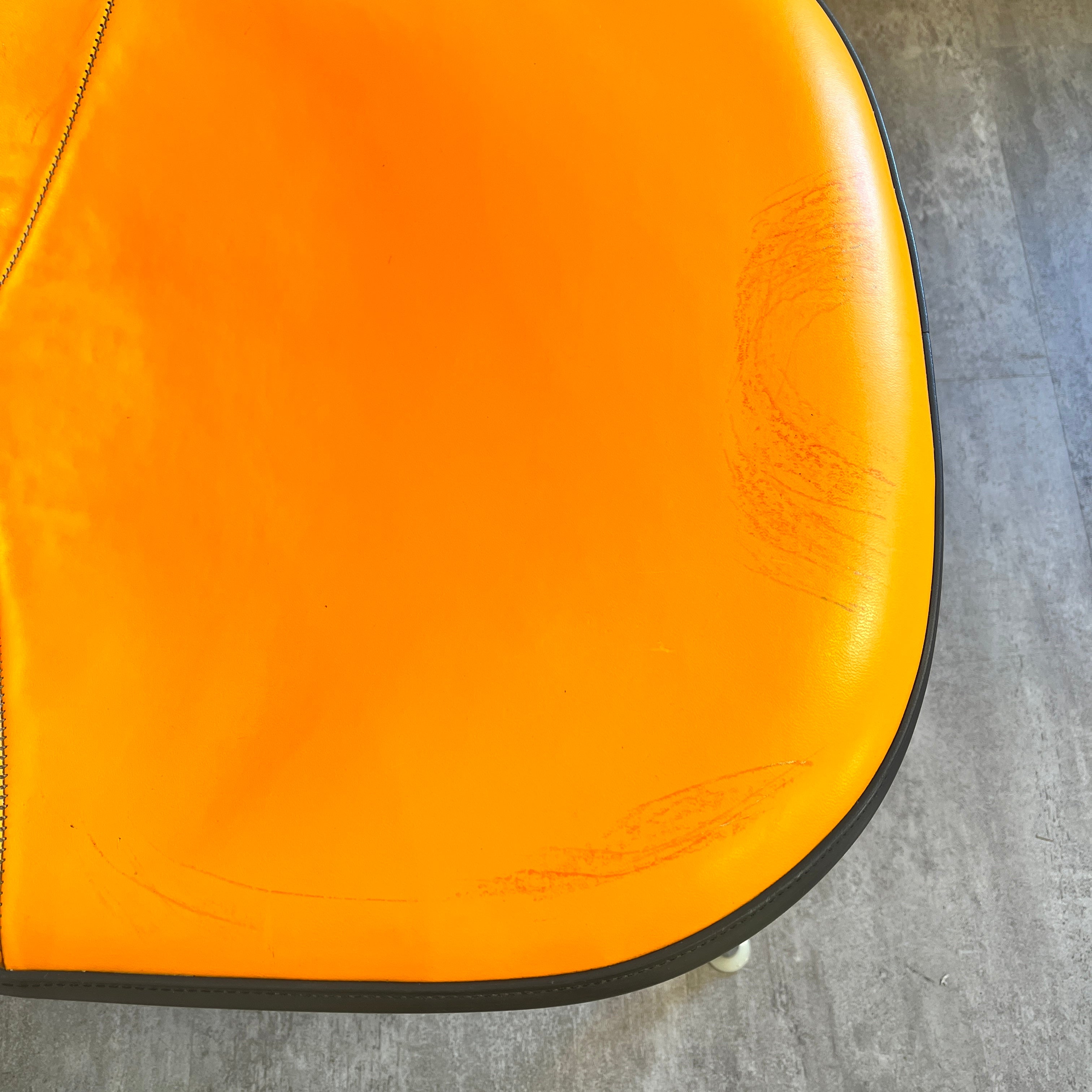 ハーマンミラー / Herman Miller サイドシェルチェア ナウガレザー チャールズ&レイ・イームズ ヴィンテージ