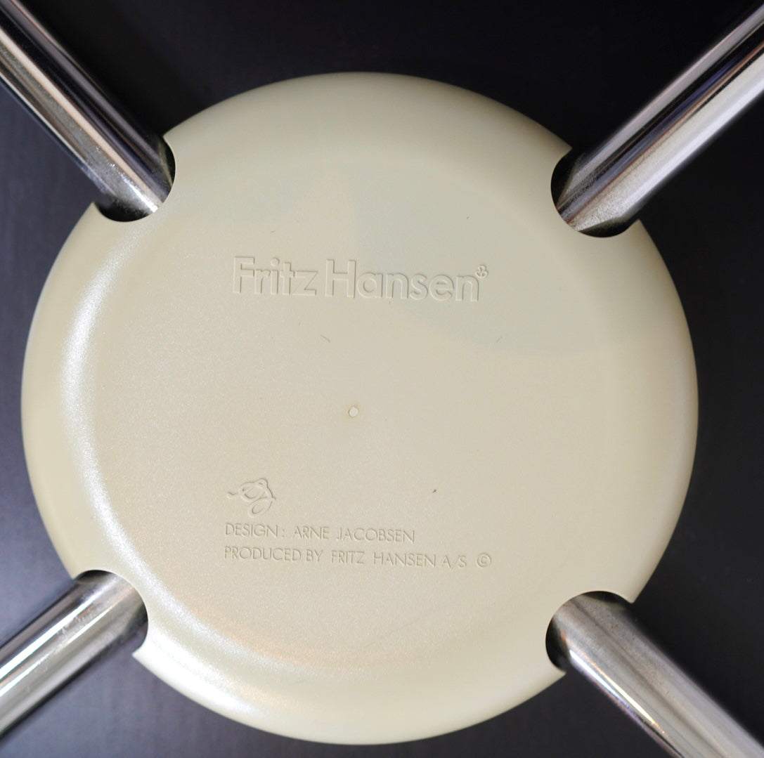 フリッツハンセン / FRITZ HANSEN セブンチェア / sevenchair ラッカー ブラック アルネ・ヤコブセン