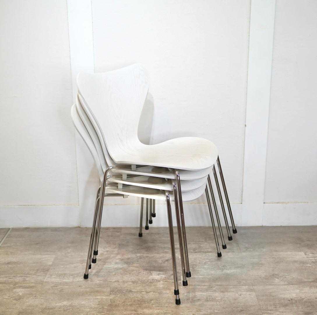 フリッツ・ハンセン / FRITZ HANSEN  セブンチェア / seven chair カラードアッシュ ホワイト アルネ・ヤコブセン 北欧