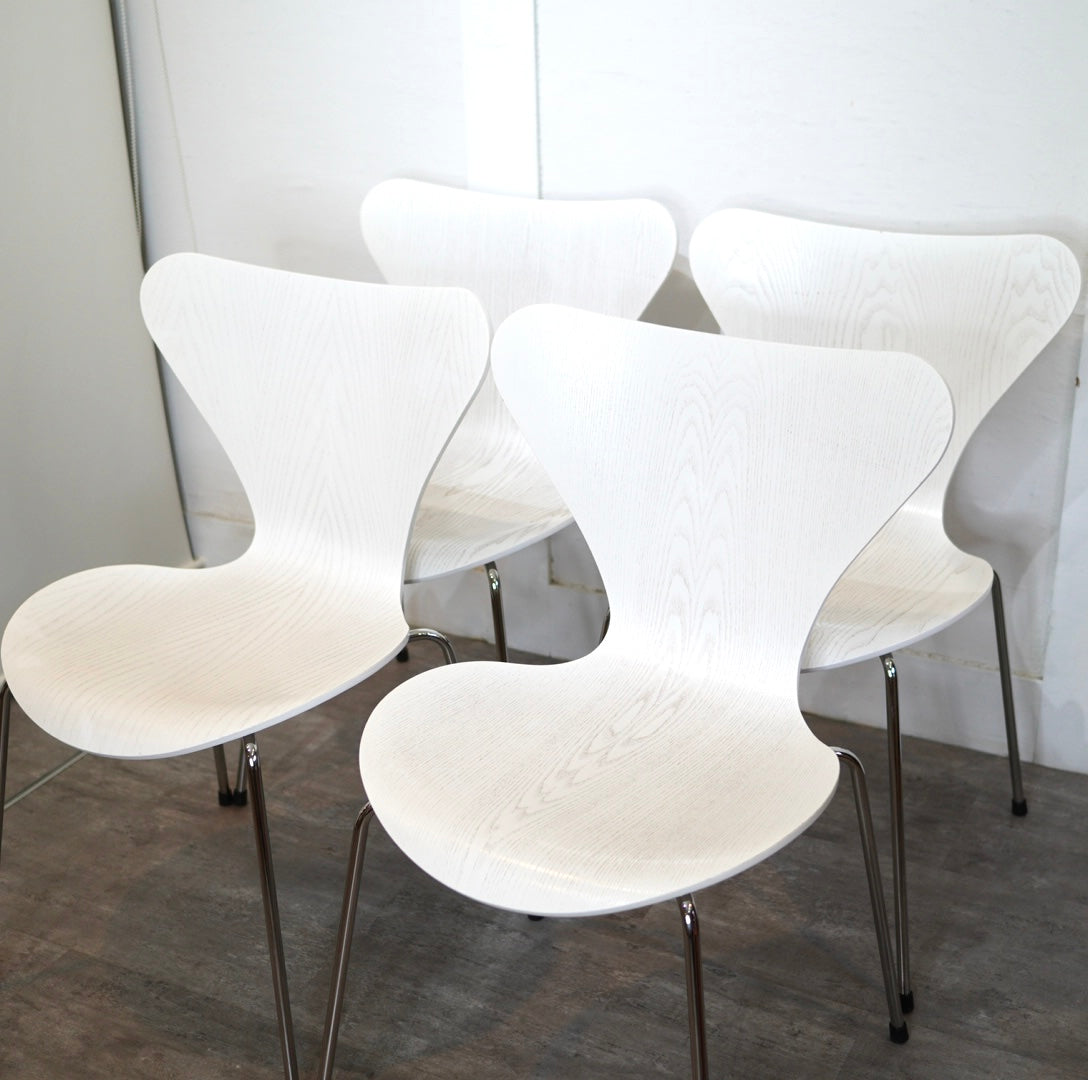 フリッツ・ハンセン / FRITZ HANSEN  セブンチェア / seven chair カラードアッシュ ホワイト アルネ・ヤコブセン 北欧