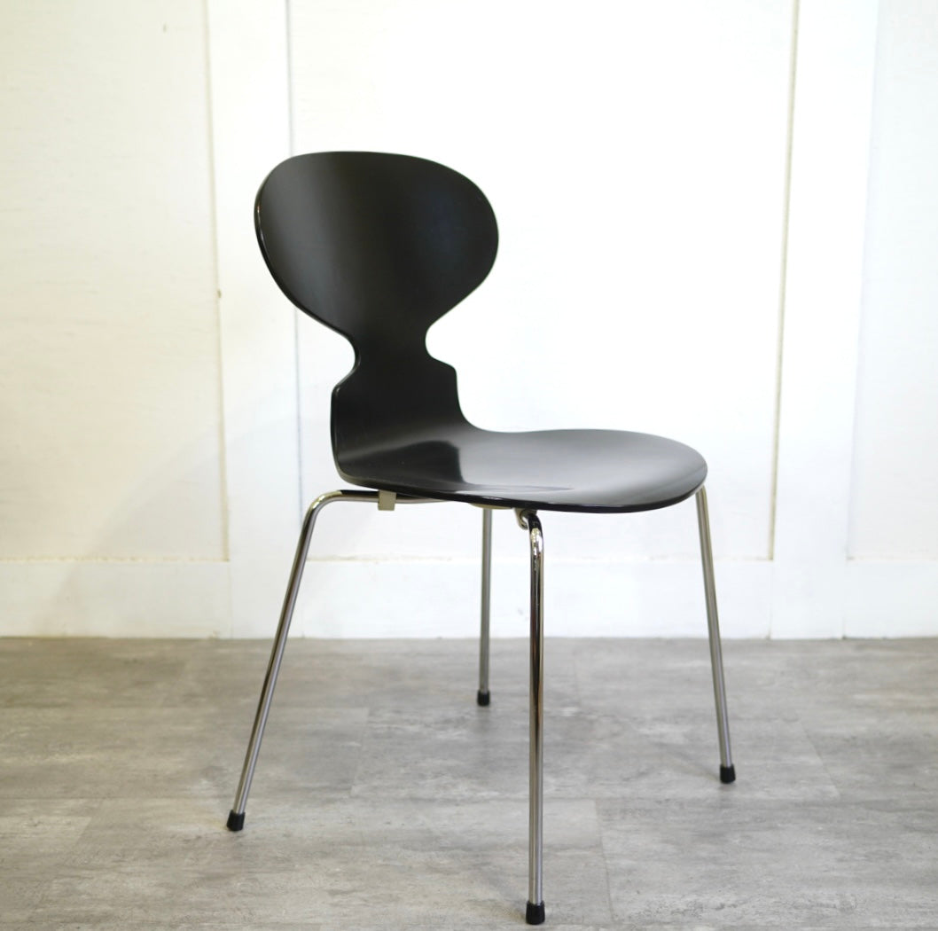 フリッツハンセン / FRITZ HANSEN アントチェア / antchair ラッカー ブラック アルネ・ヤコブセン