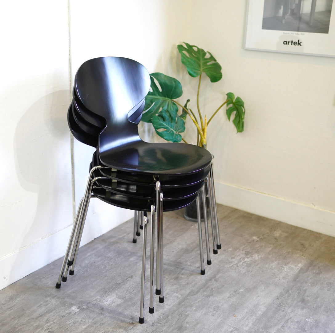 フリッツハンセン / FRITZ HANSEN アントチェア / antchair ラッカー ブラック アルネ・ヤコブセン