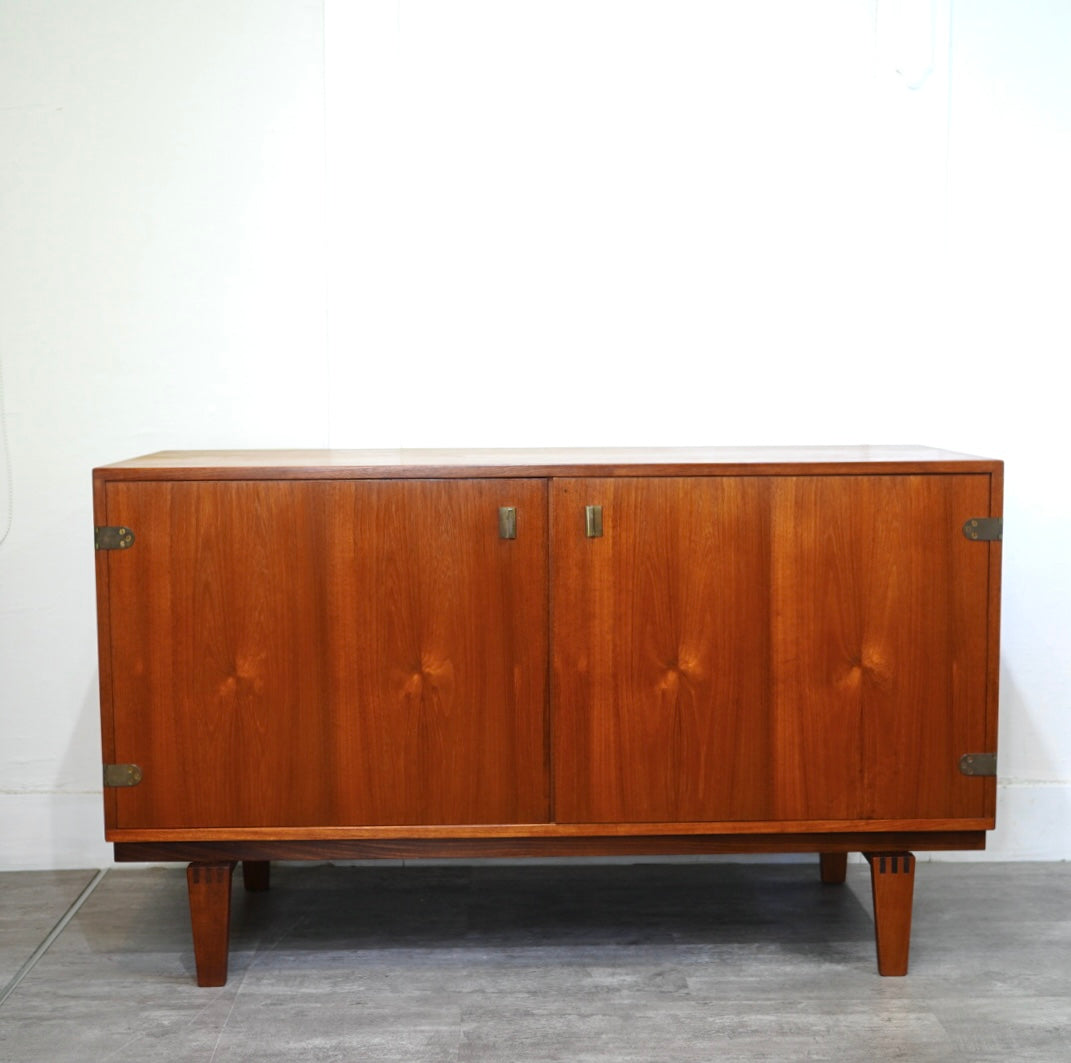 Lovig dansk design ヴィンテージ ブックシェルフキャビネット Peter Løvig Nielsen 1960年代デンマーク
