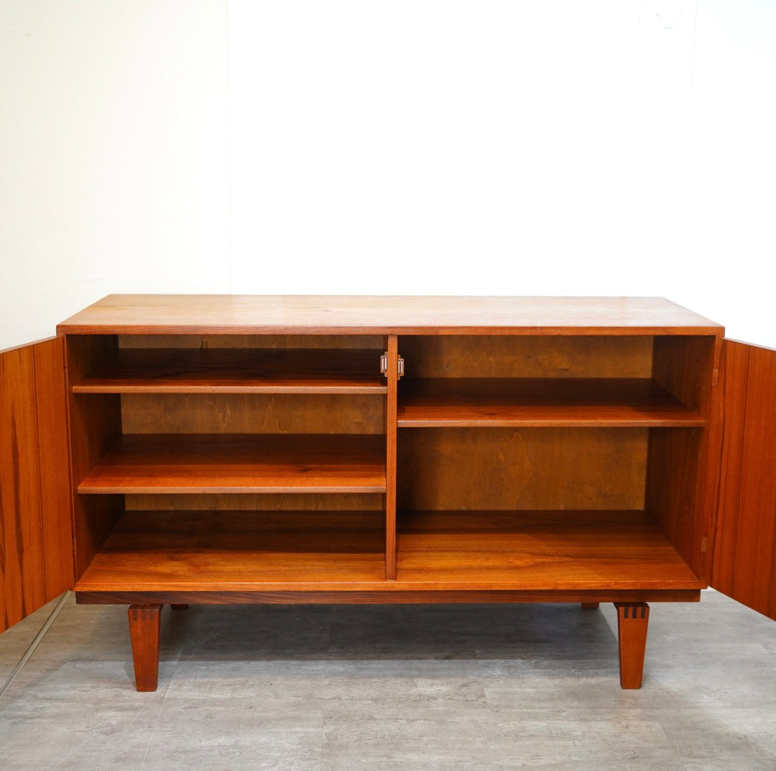Lovig dansk design ヴィンテージ ブックシェルフキャビネット Peter Løvig Nielsen 1960年代デンマーク