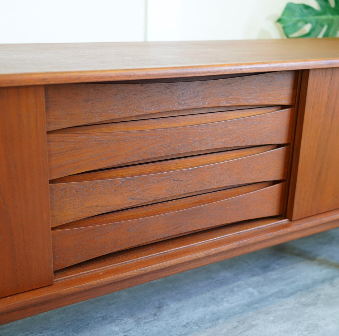 クロッケン / Klloken テレビボード02 北欧ヴィンテージスタイル チーク