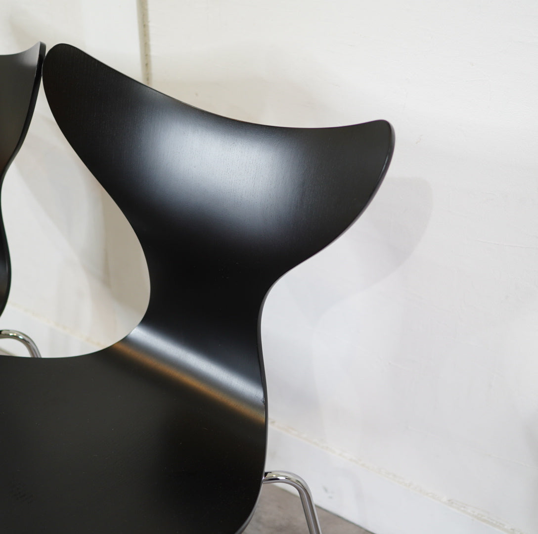 フリッツ・ハンセン / FRITZ HANSEN リリーチェア / LILY chair アルネ・ヤコブセン 北欧