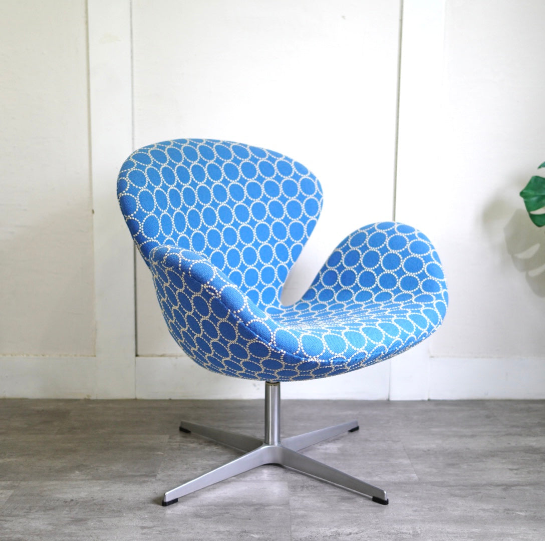 フリッツハンセン/FRITZ HANSEN スワンチェア/SWAN アルネ・ヤコブセン/ Arne Jacobsen ミナペルホネン/mina perhonen