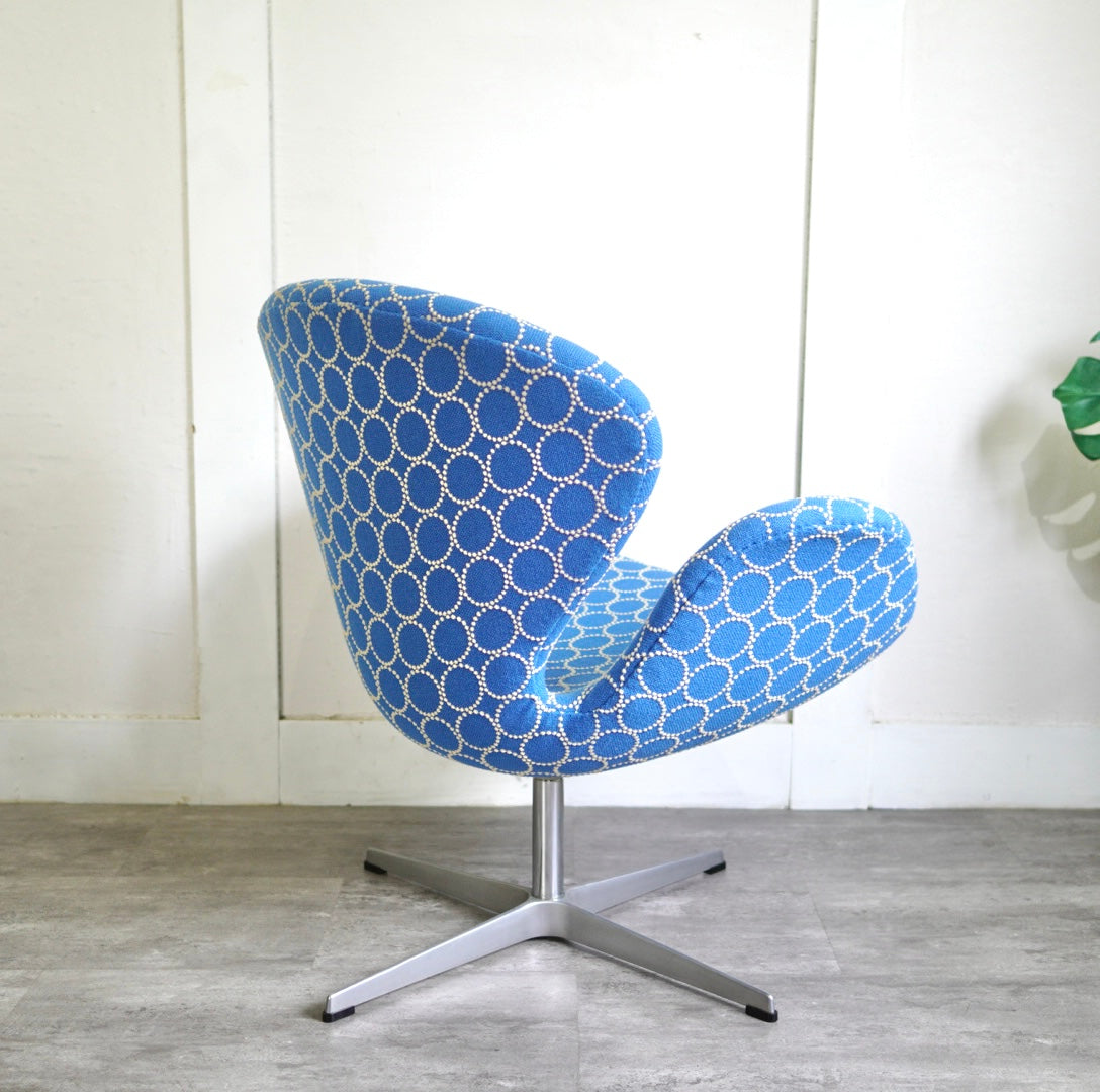 フリッツハンセン/FRITZ HANSEN スワンチェア/SWAN アルネ・ヤコブセン/ Arne Jacobsen ミナペルホネン/mina perhonen
