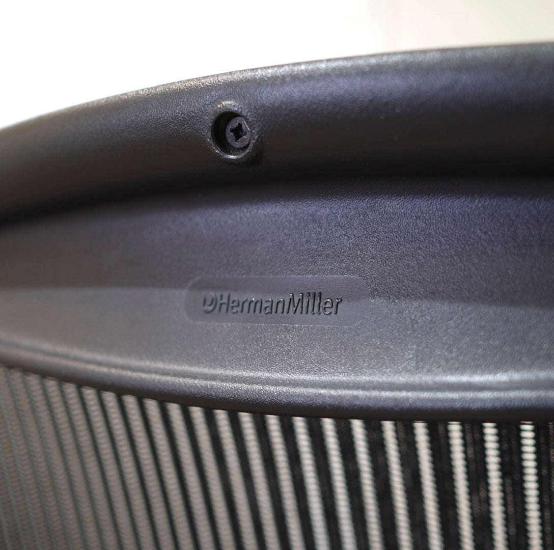 ハーマンミラー / HermanMiller アーロンチェア / Aeron Chairs クラシック Bサイズ 【1】