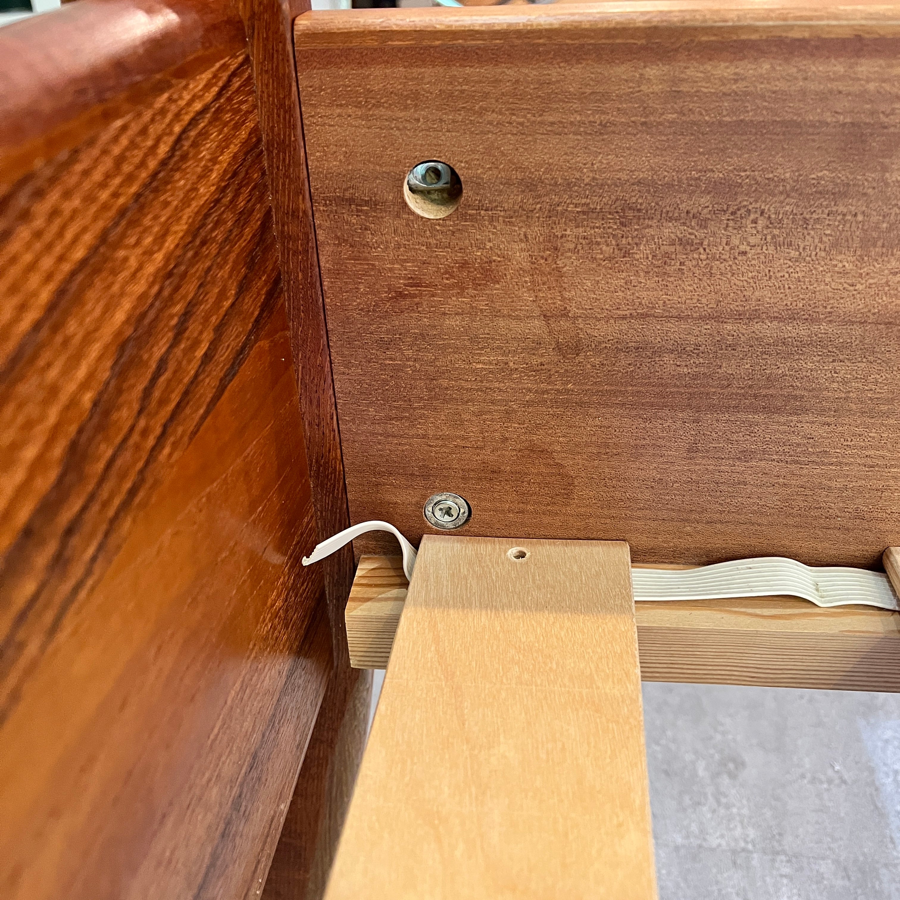 トーリング / Torring Möbelfabrik ダブルベッドフレーム チーク ヴィンテージ